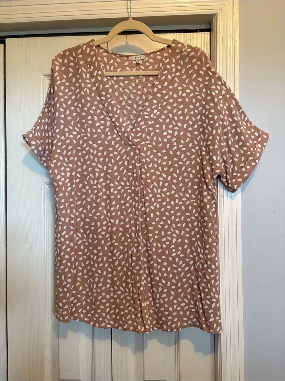 Women’s Tan/White Polka Dot V-Neck Blouse